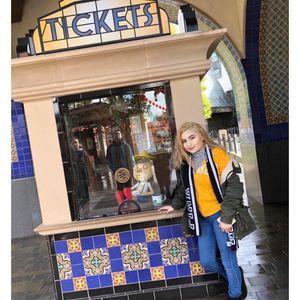 Meet your Posher, Jen